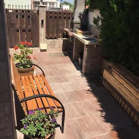 The White 7 * Несебър