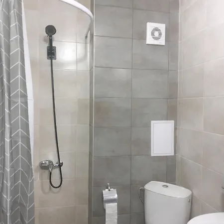The White House 7 *