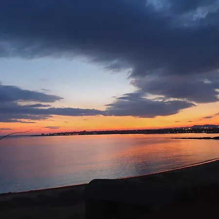 The White 7 * Nesebyr