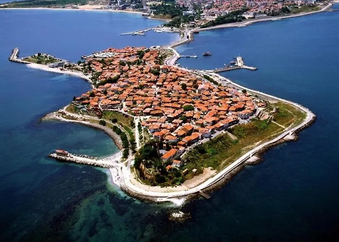 The White 7 * Nesebyr