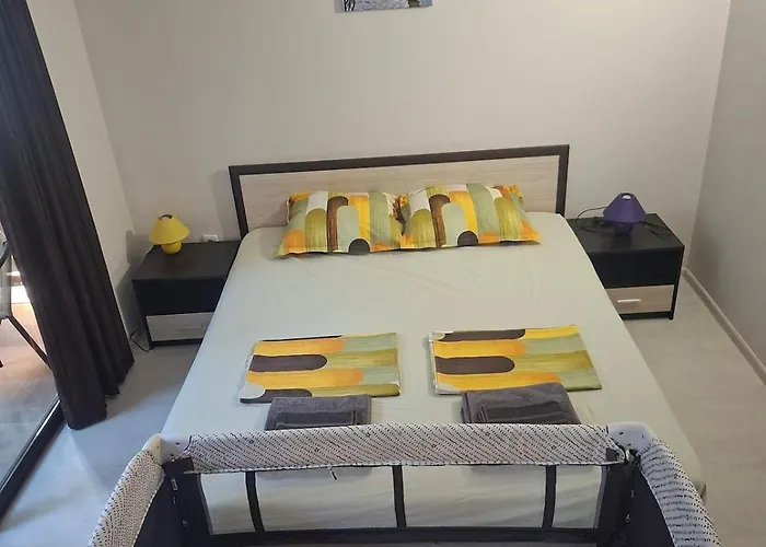 Holiday home The White 7 *